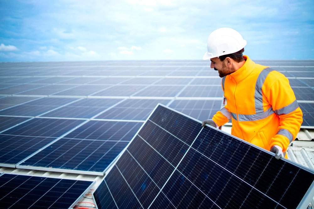 Por qué elegir a una empresa local para la instalación de placas solares en Murcia